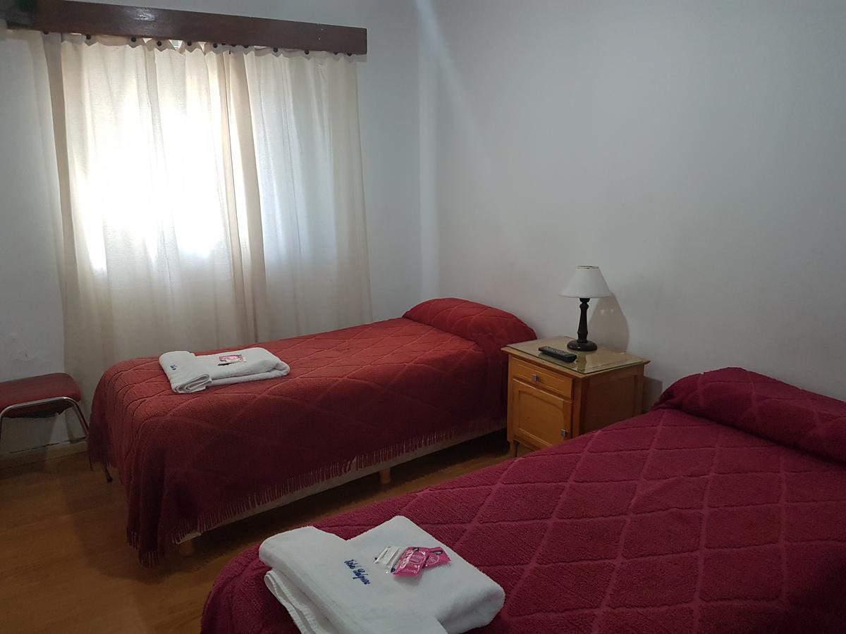 Hotel Belgrano Perito Moreno Luaran gambar